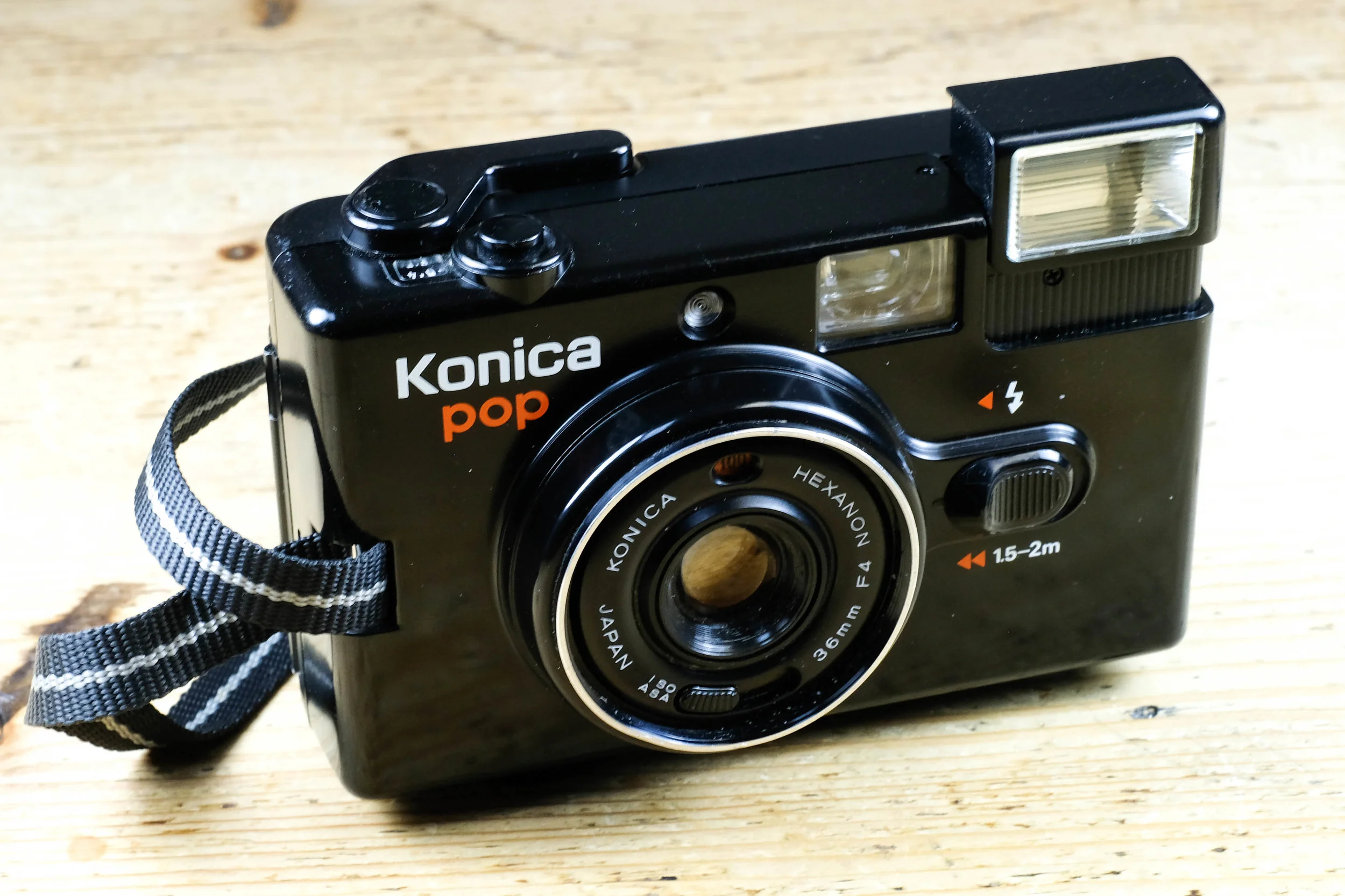 Konica Pop — Broken Camera . Club